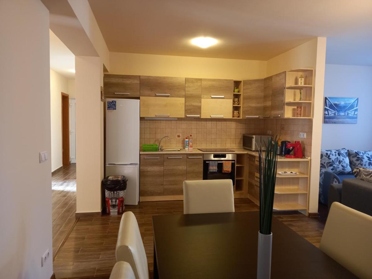 Thermal Apartman Hajduszoboszlo Exterior photo
